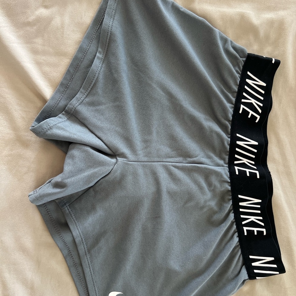 Nike Women's Athletic Shorts in Gray with Black Waistband